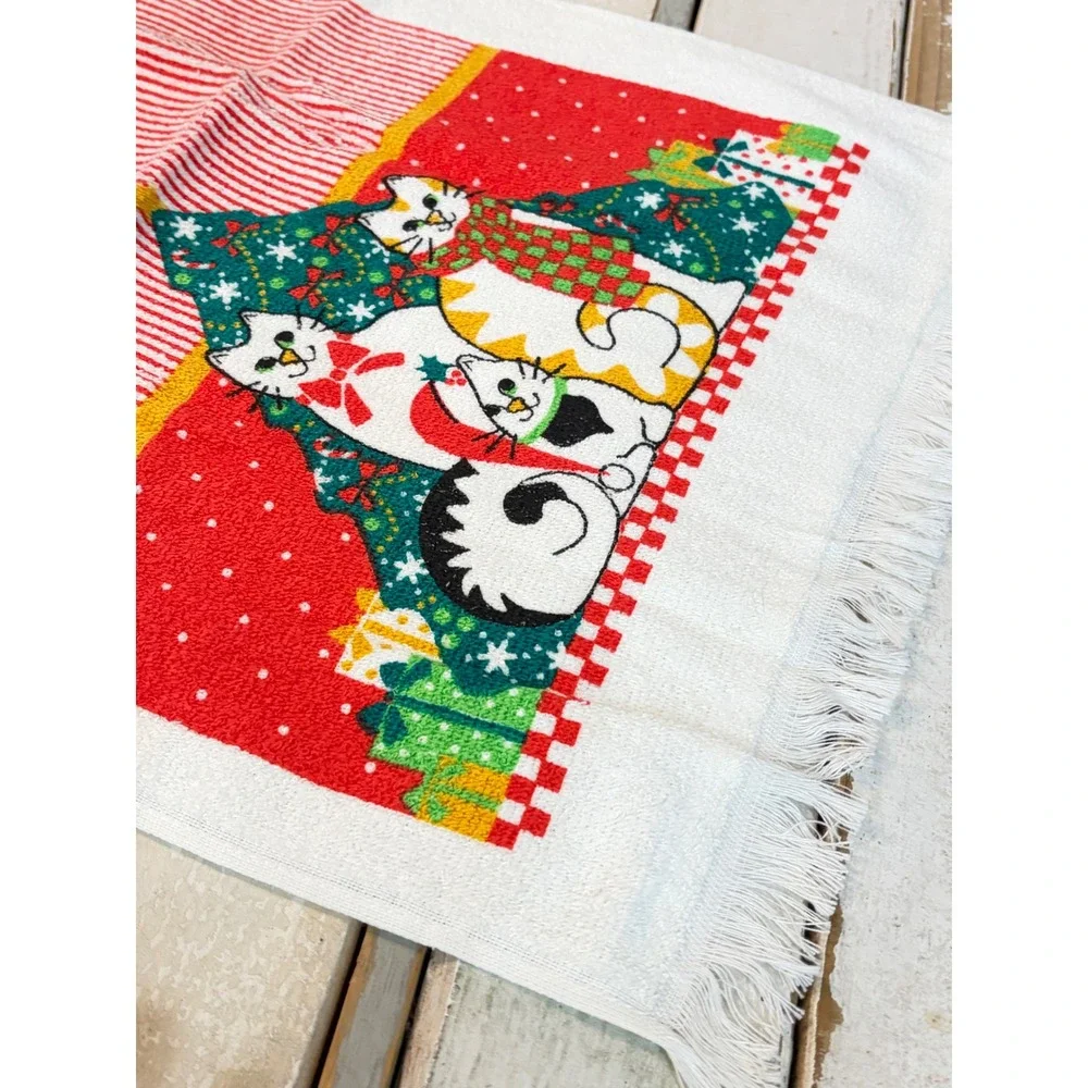 Vintage Cannon Christmas Cats Hand Towel Holiday Fringe Red White Green 16x25